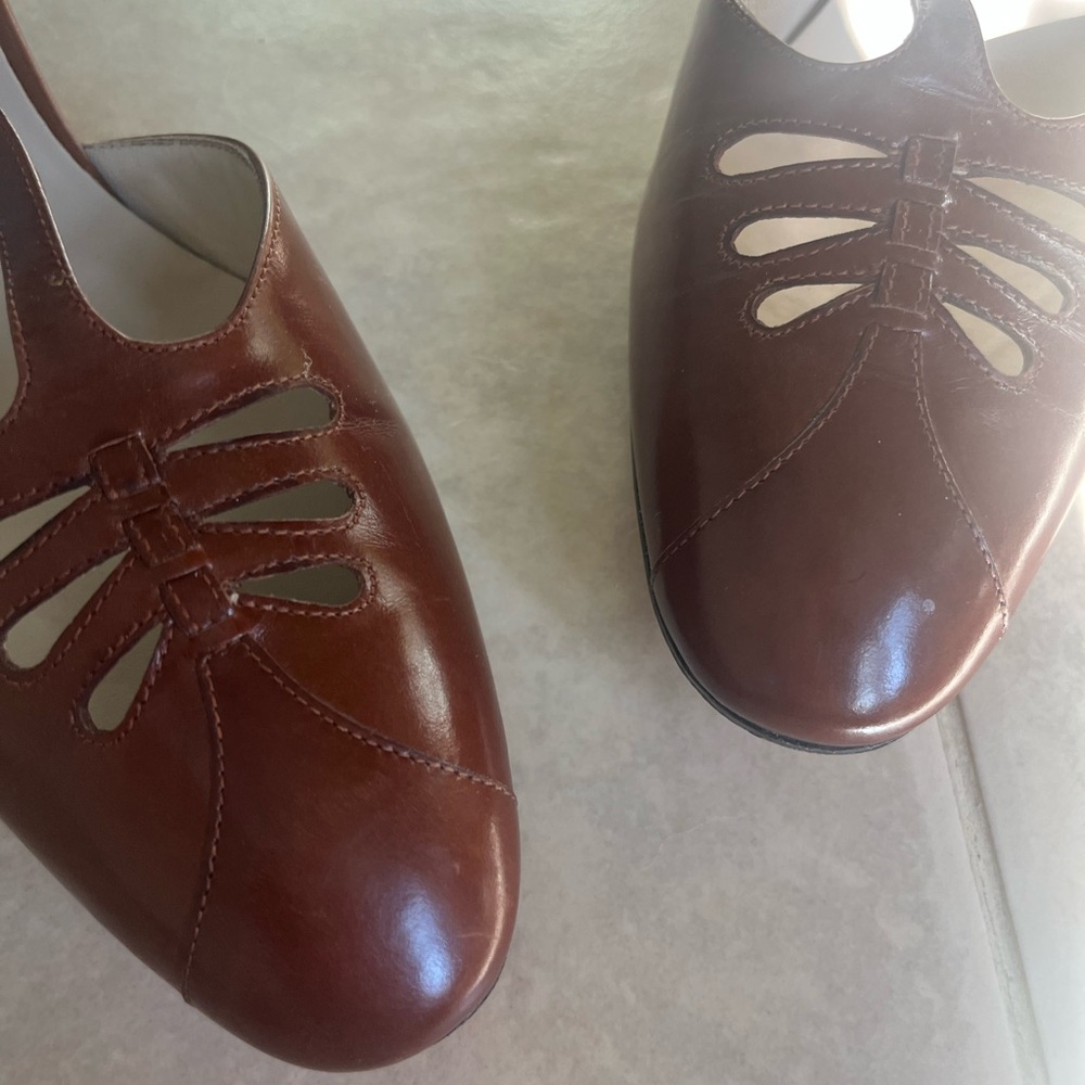 Salvatore Ferragamo Brown Leather T-Strap Heels - Picture 6 of 10